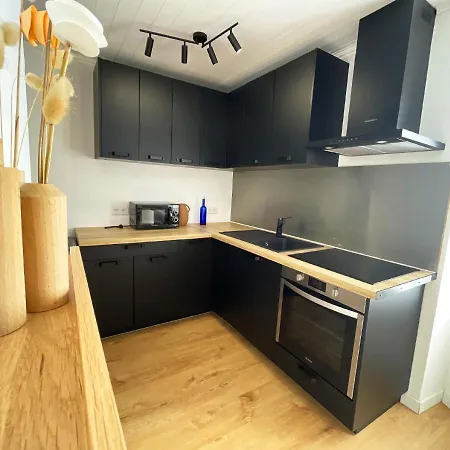 Renove Au Coeur De Апартаменты *